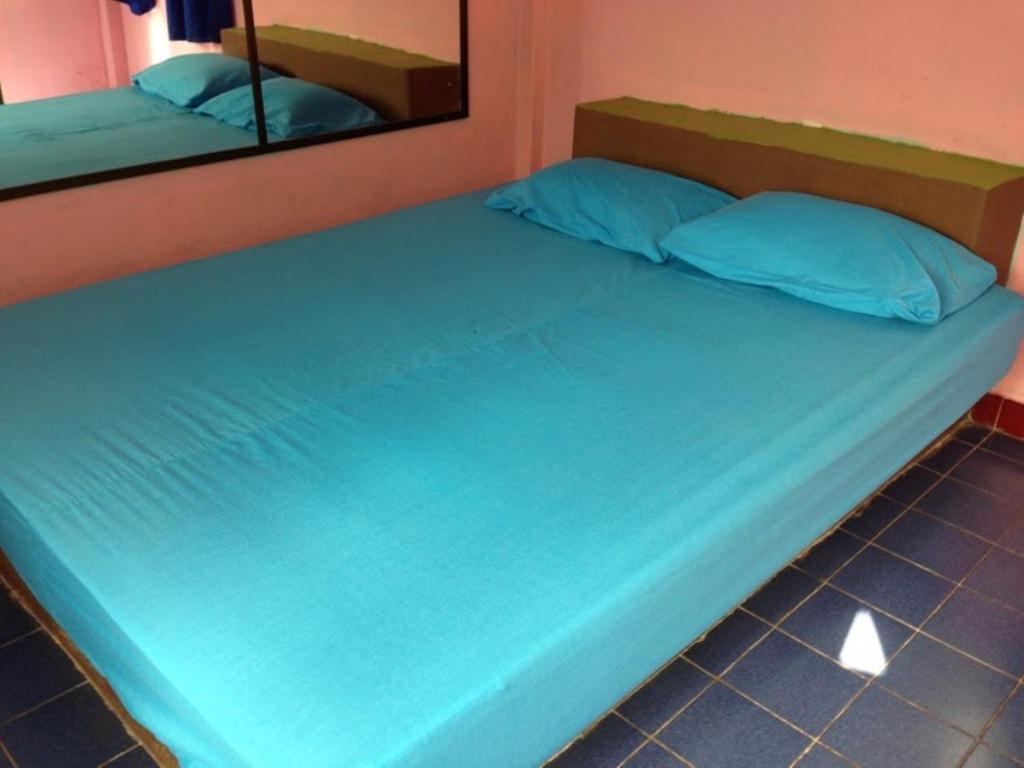 Nora Guesthouse Chumpon Chambre photo