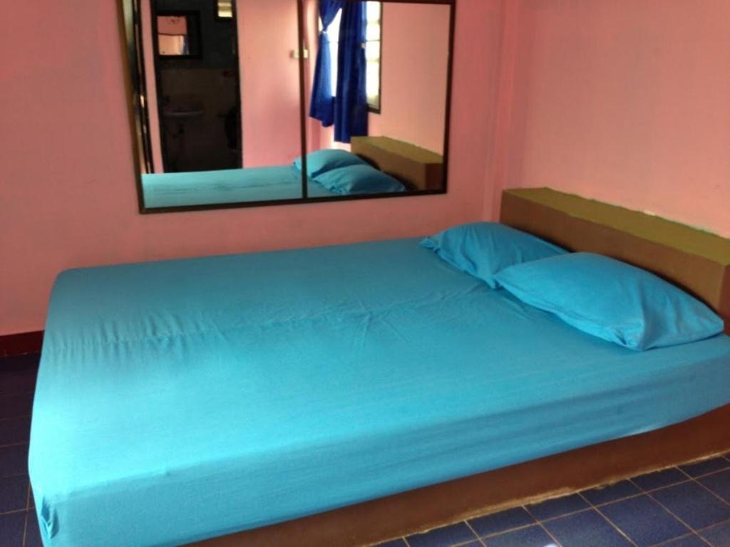 Nora Guesthouse Chumpon Chambre photo